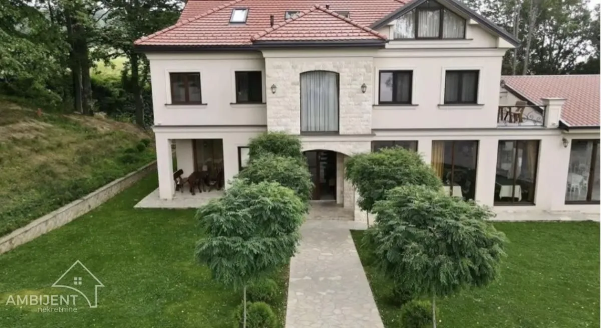Prodaja, ugostiteljski objekat, 800m², Ljig, Srbija