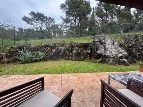 Prodaja, trosoban stan, 137m², Vezirov Most, Podgorica - image 4