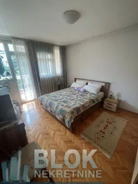 Izdavanje, četvorosoban stan, 100m², Preko Morače, Podgorica - image 11