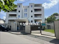 Izdavanje, četvorosoban stan, 155m², Senjak, Beograd - image 20