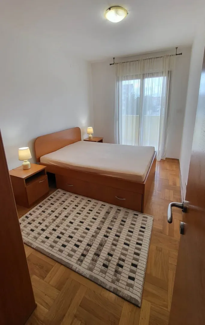 Rent, one bedroom apartment, 45m², Stari Aerodrom, Podgorica