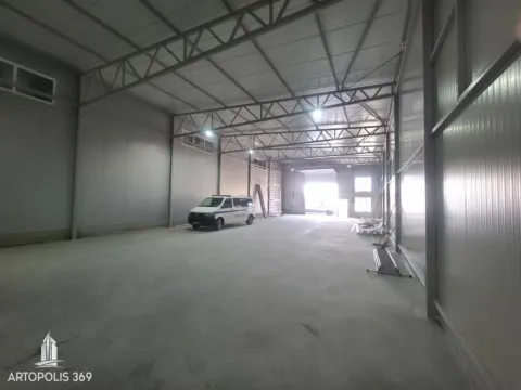 Rent, office space, 370m², Čukarica, Beograd - image 15