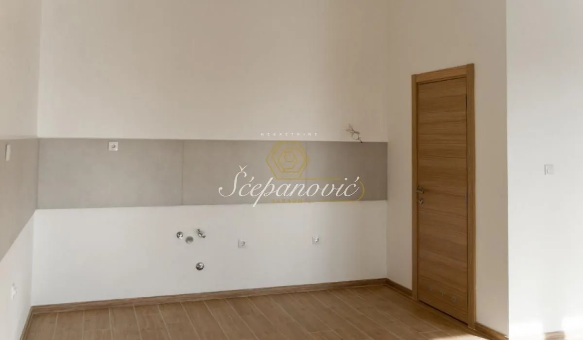 Prodaja, petosoban stan, 149m², Centar, Novi Sad