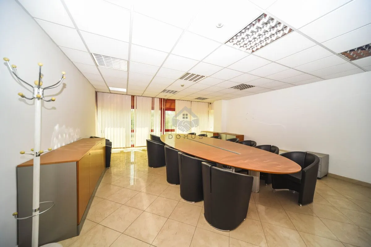 Rent, office space, 414m², Preko Morače, Podgorica