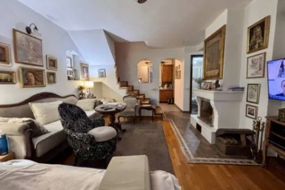Sale, four bedroom apartment, 96m², Stari Grad, Beograd