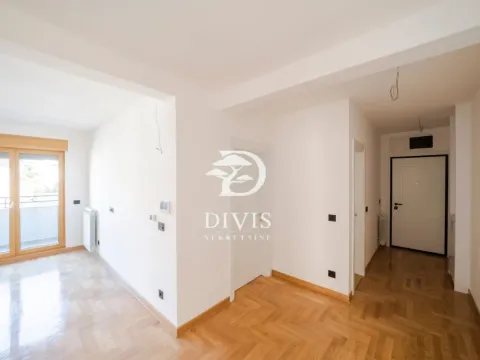 Prodaja, trosoban stan, 68m², Kluz, Zvezdara Sve Podlokacije - image 13