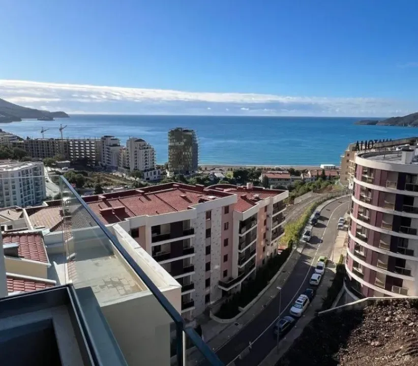 Izdavanje, jednosoban stan, 51m², Bečići, Budva