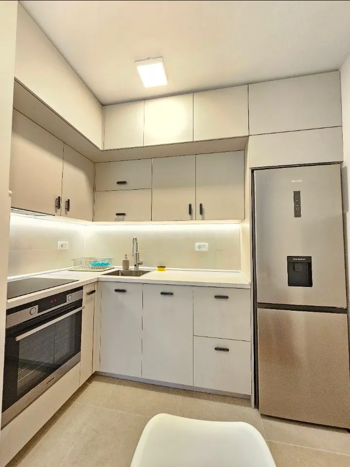 Rent, one bedroom apartment, 43m², Pobrežje, Podgorica