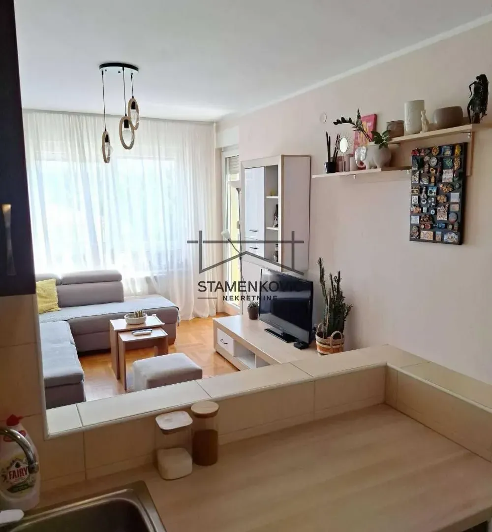 Prodaja, dvosoban stan, 52m², Grbavica, Novi Sad Sve Podlokacije