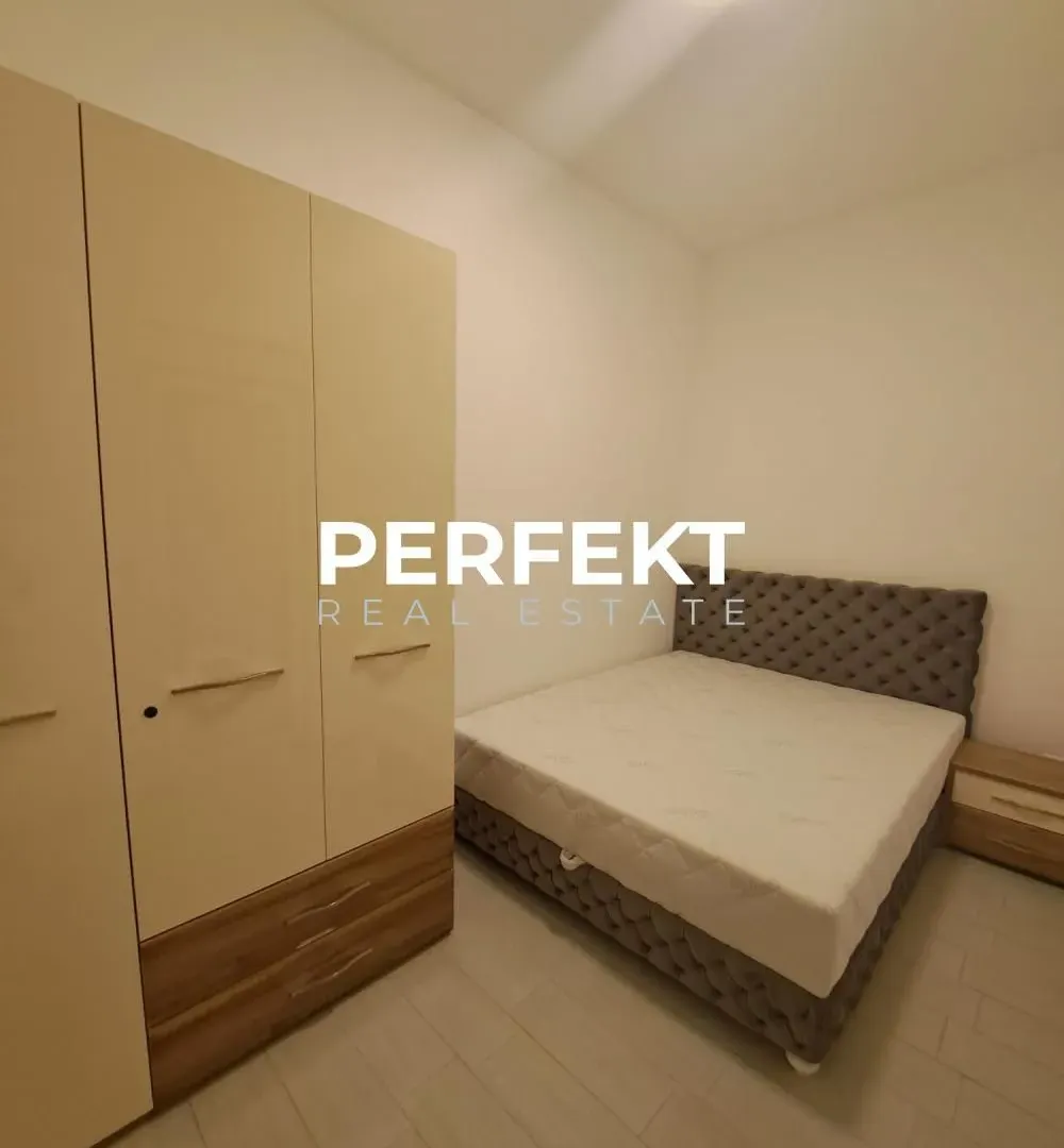 Izdavanje, jednosoban stan, 40m², Centar, Pančevo