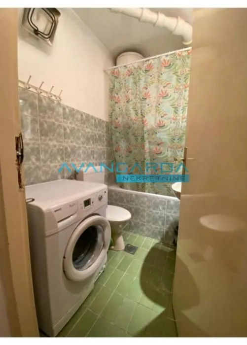 Izdavanje, stan, 68m², Kanarevo Brdo, Beograd