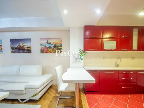 Prodaja, jednosoban stan, 52m², City Kvart, Podgorica - image 8