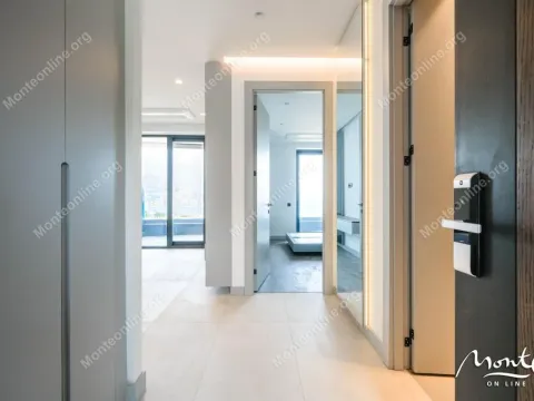 Sale, one bedroom apartment, 49m², Bečići, Budva - image 16