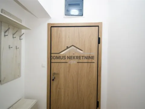 Izdavanje, dvosoban stan, 70m², Master Kvart, Podgorica - image 14