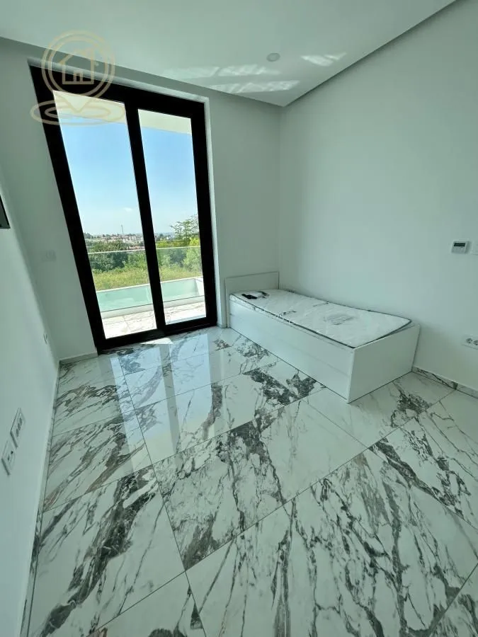 Izdavanje, kuća, 180m², Sremska Kamenica, Petrovaradin