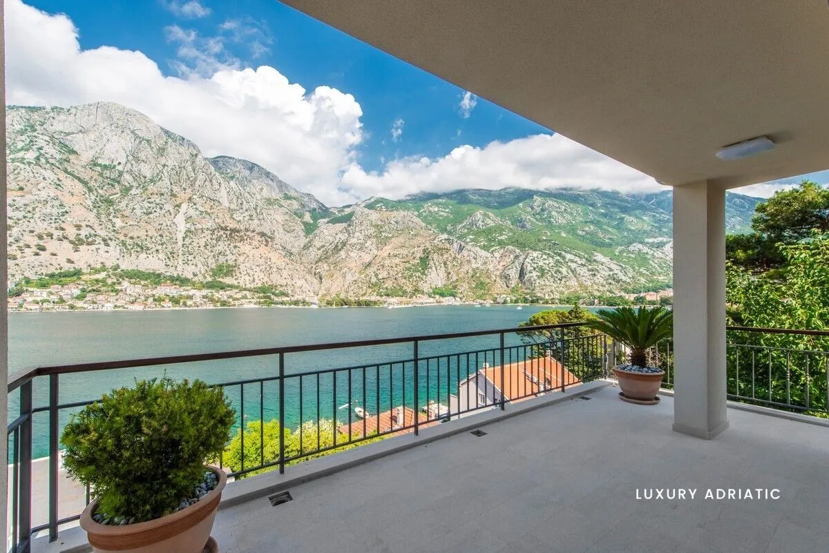 Prodaja, kuća, 510m², Kotor, Crna Gora