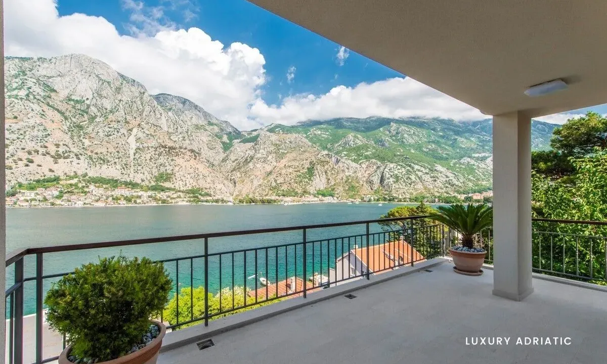 Prodaja, kuća, 510m², Kotor, Crna Gora