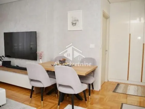 Izdavanje, četvorosoban stan, 82m², Banjica, Voždovac Sve Podlokacije - image 11