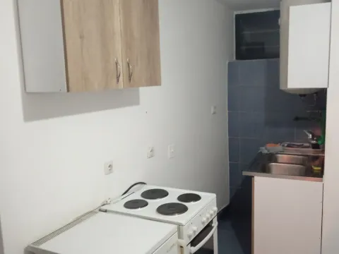Izdavanje, jednosoban stan, 38m², Dobanovci, Surčin - image 8