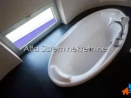 Izdavanje, kuća, 560m², Veliki Mokri Lug, Zvezdara Sve Podlokacije - image 17