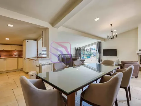 Prodaja, kuća, 466m², Tivat, Crna Gora - image 4