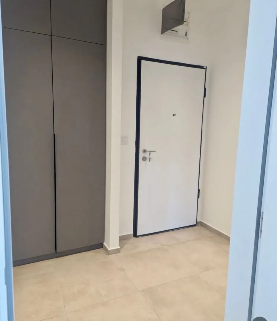 Izdavanje, dvosoban stan, 66m², Stari Aerodrom, Podgorica