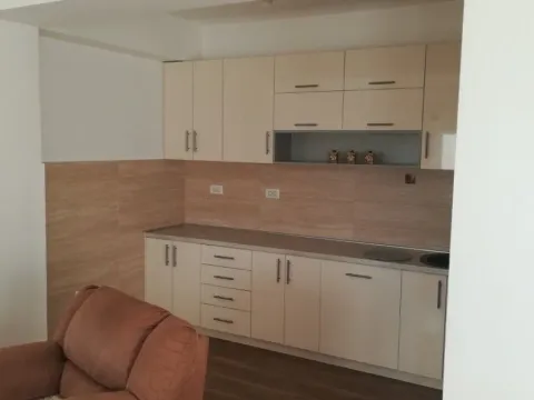 Izdavanje, jednosoban stan, 51m², Zabjelo, Podgorica - image 1
