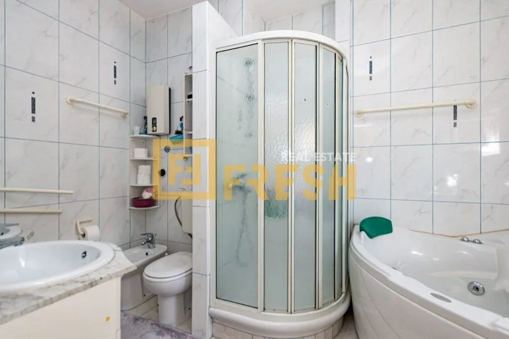 Prodaja, kuća, 266m², Herceg Novi, Crna Gora