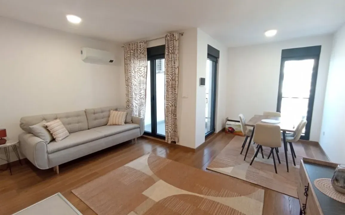 Rent, studio apartment, 40m², Preko Morače, Podgorica