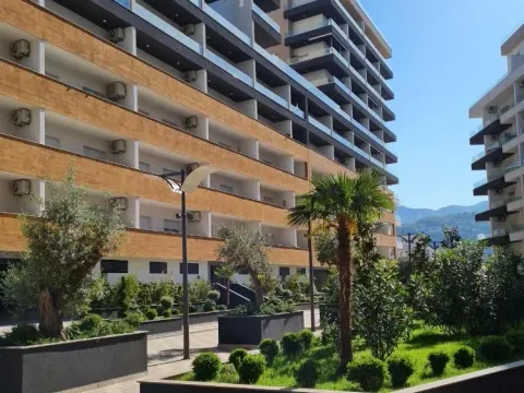 Izdavanje, garsonjera, 30m², Budva, Crna Gora - image 10