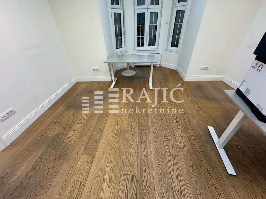 Rent, office space, 145m², Stari Grad, Beograd