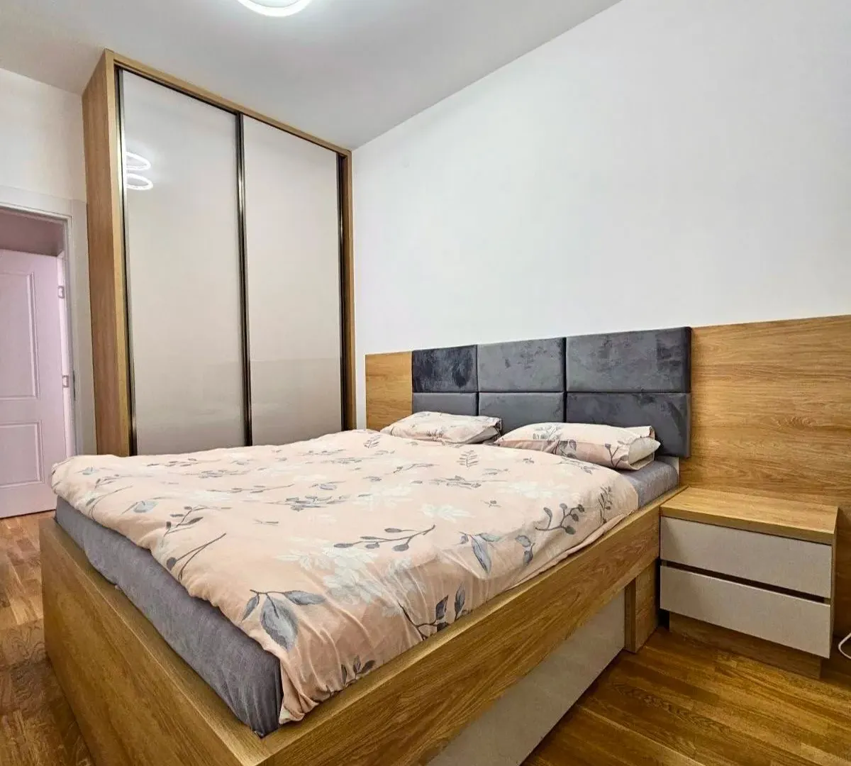 Izdavanje, dvosoban stan, 65m², Zabjelo, Podgorica