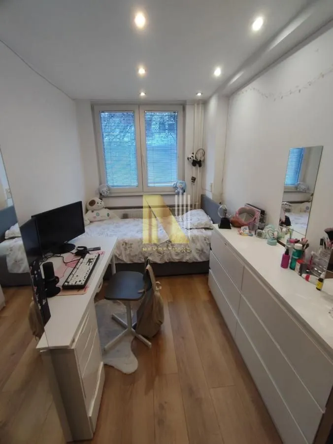 Prodaja, trosoban stan, 75m², Grbavica, Novi Sad Sve Podlokacije