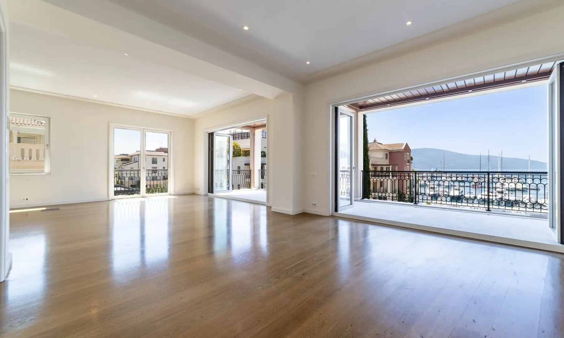Prodaja, trosoban stan, 228m², Porto Montenegro, Tivat