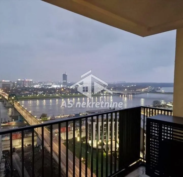 Rent, four bedroom apartment, 109m², Savski Venac, Beograd