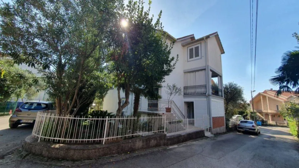Sale, house, 370m², Kalimanj, Tivat