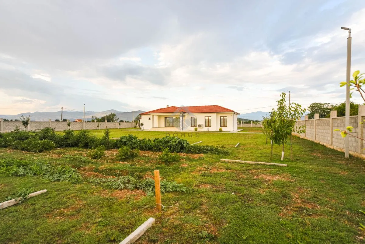 Rent, house, 100m², Zeta, Podgorica