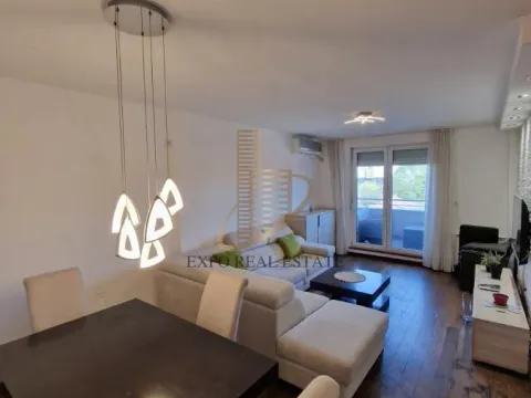 Sale, three bedroom apartment, 86m², Adamovićevo Naselje, Novi Sad Sve Podlokacije - image 2