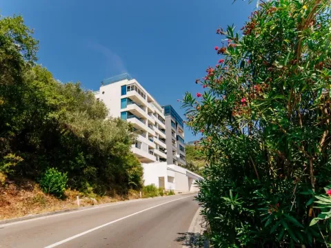 Prodaja, trosoban stan, 234m², Bečići, Budva - image 61