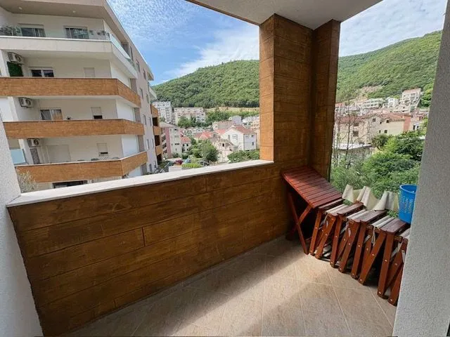 Rent, studio apartment, 38m², Centar, Budva