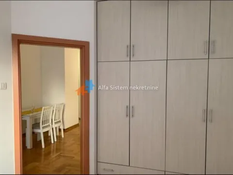 Rent, two bedroom apartment, 50m², Vračar Sve Podlokacije, Beograd - image 15