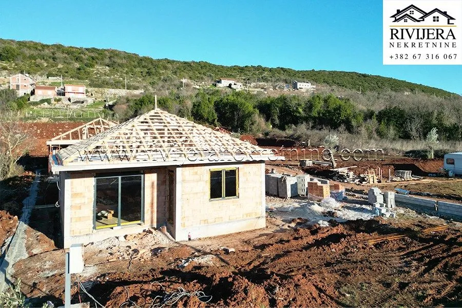 Sale, house, 70m², Krimovica, Kotor