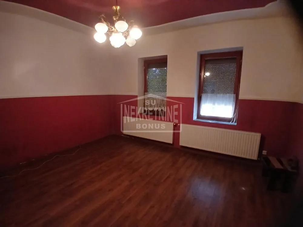 Prodaja, kuća, 316m², Čantavir, Subotica