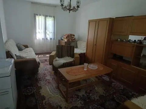 Prodaja, kuća, 100m², Lovci, Jagodina - image 37