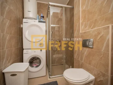 Izdavanje, dvosoban stan, 60m², Blok 6, Podgorica - image 10