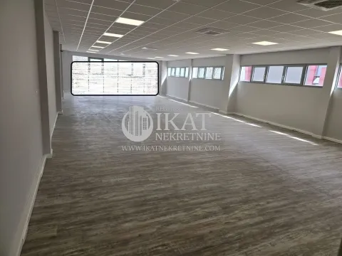 Izdavanje, poslovni prostor, 180m², Batajnica, Beograd - image 3