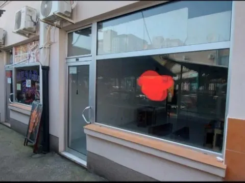 Poslovni prostor in Novi Beograd Blok 70