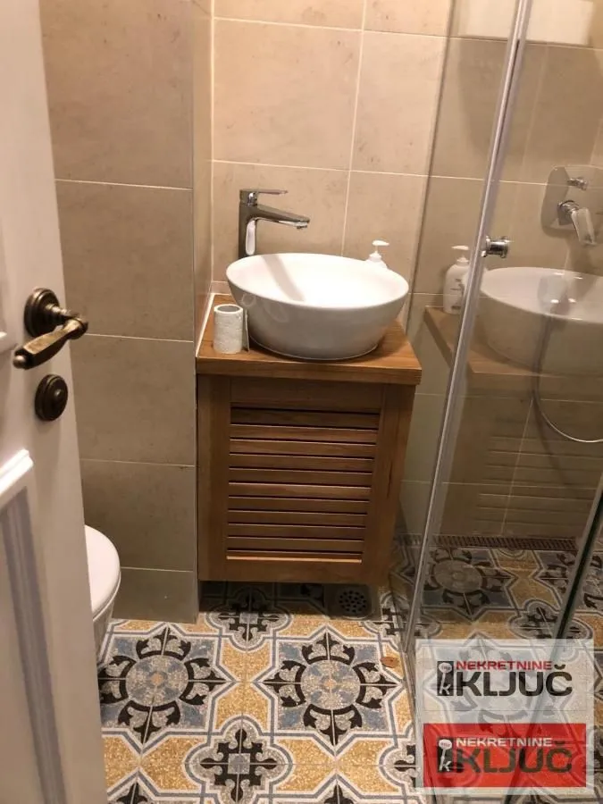 Prodaja, dvosoban stan, 64m², Kej, Novi Sad Sve Podlokacije
