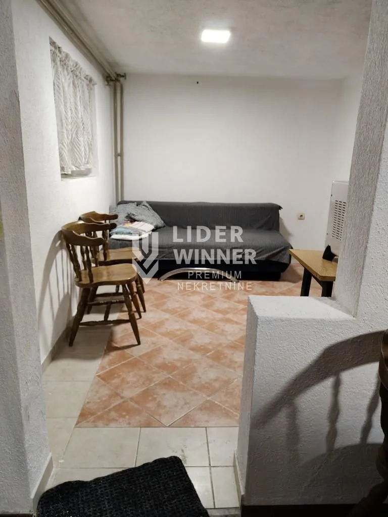 Izdavanje, jednosoban stan, 30m², Čukarica, Beograd