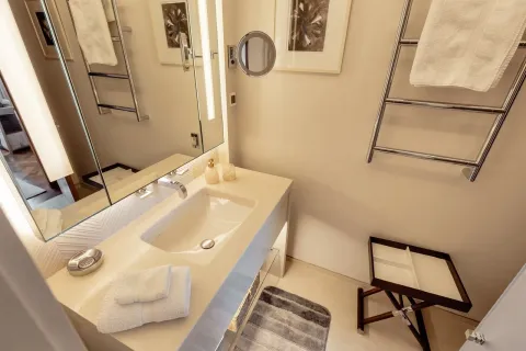 Rent, one bedroom apartment, 74m², Porto Montenegro, Tivat - image 11